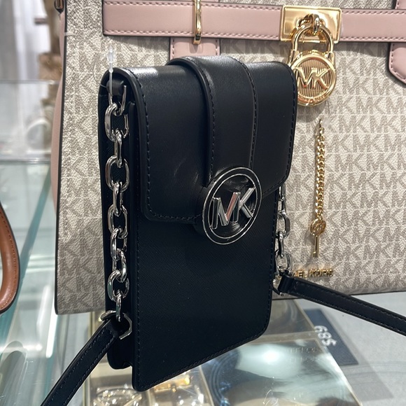 Michael Kors Carmen Small Logo Smartphone Crossbody Bag
 Black 
NWT - Picture 2 of 16